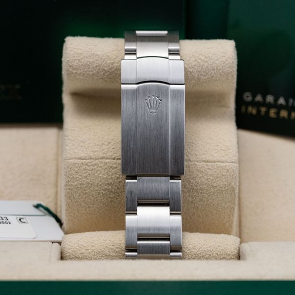 Rolex Oyster Perpetual 124300